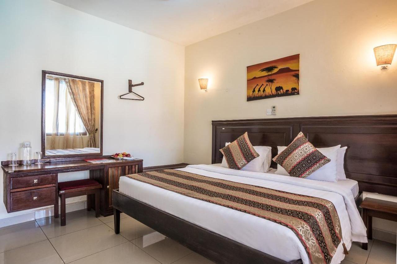 Prideinn Hotel Diani Диани Бийч Екстериор снимка